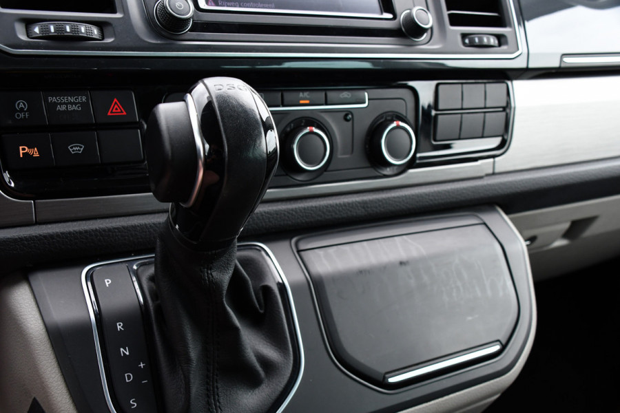 Volkswagen Transporter 2.0 TDI L2H1 DC Highline Adaptieve Cruise, LED, Carplay, NAVI, 204pk, Automaat, Uniek!