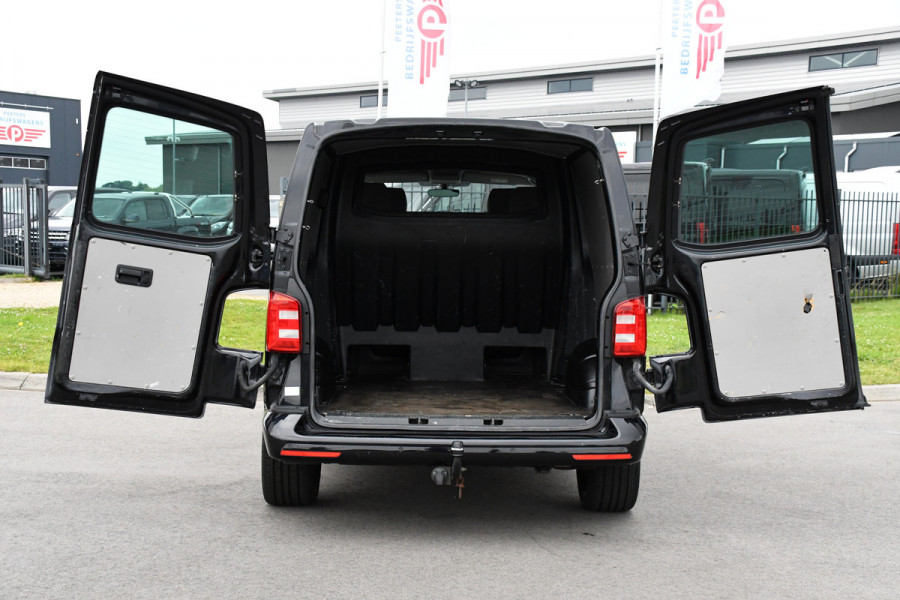 Volkswagen Transporter 2.0 TDI L2H1 DC Highline Adaptieve Cruise, LED, Carplay, NAVI, 204pk, Automaat, Uniek!