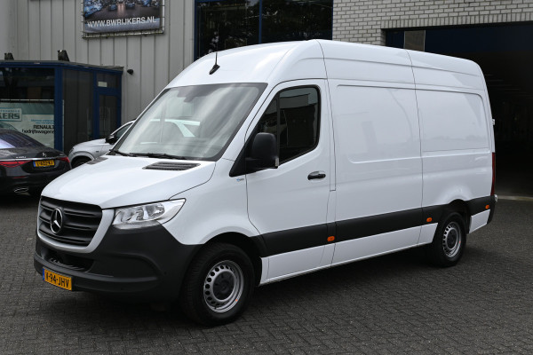 Mercedes-Benz Sprinter 317 CDI L2H2 RWD 3500 kg Trekhaak, MBUX navigatie met camera, Parkeersensoren
