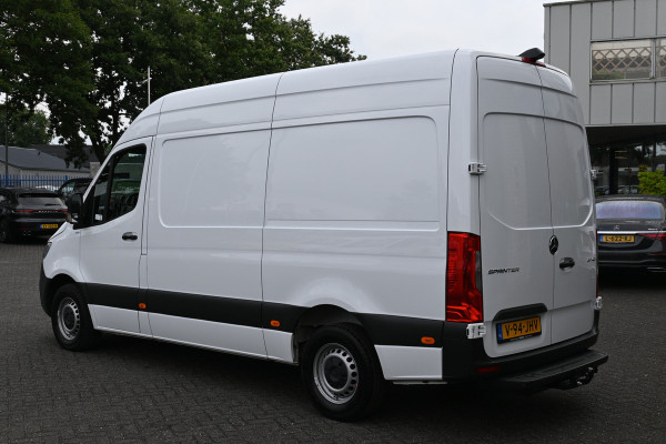 Mercedes-Benz Sprinter 317 CDI L2H2 RWD 3500 kg Trekhaak, MBUX navigatie met camera, Parkeersensoren