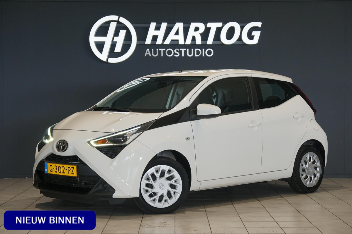 Toyota Aygo 1.0 VVT-i x-play limited + CAMERA / APPLE CARPLAY Toyota Aygo 1.0 VVT-i x-play limited + CAMERA / APPLE CARPLAY