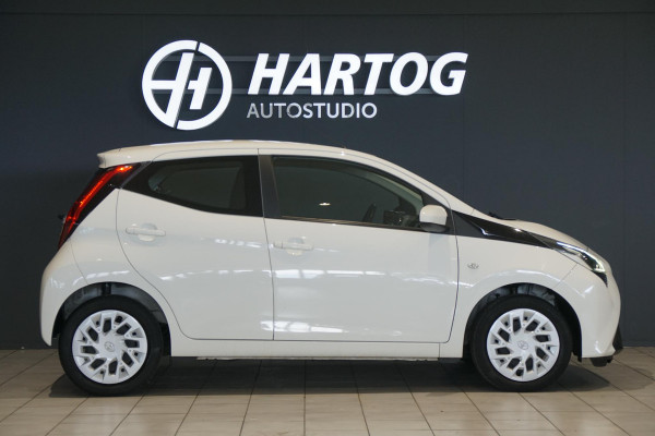 Toyota Aygo 1.0 VVT-i x-play limited + CAMERA / APPLE CARPLAY