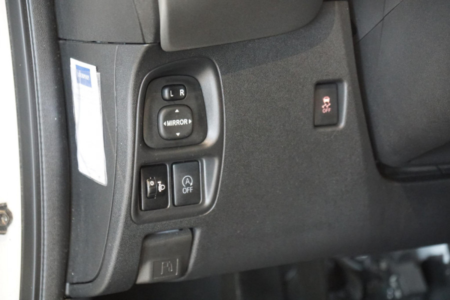 Toyota Aygo 1.0 VVT-i x-play limited + CAMERA / APPLE CARPLAY