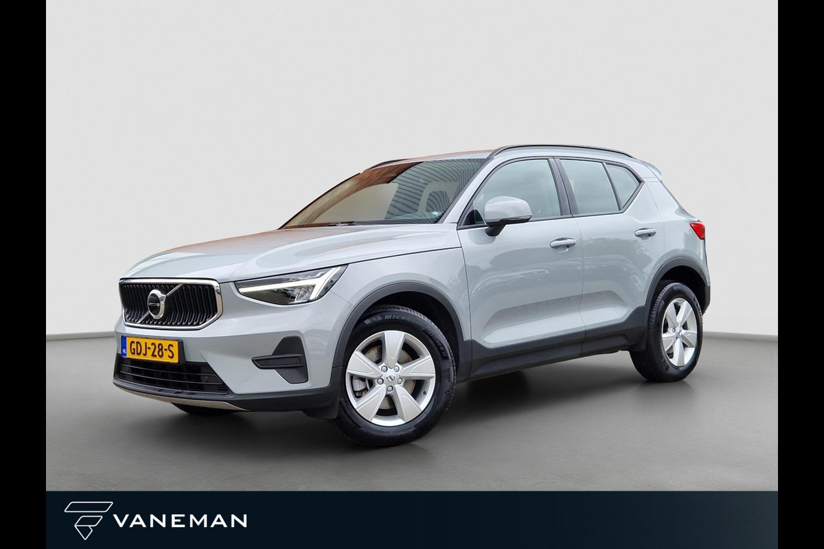 Volvo XC40 2.0 B3 Essential | Apple Carplay / Android Auto | Climate | PDC | DAB | Licht- en Regensensor | LED | Volvo XC40 2.0 B3 Essential | Apple Carplay / Android Auto | Climate | PDC | DAB | Licht- en Regensensor | LED |