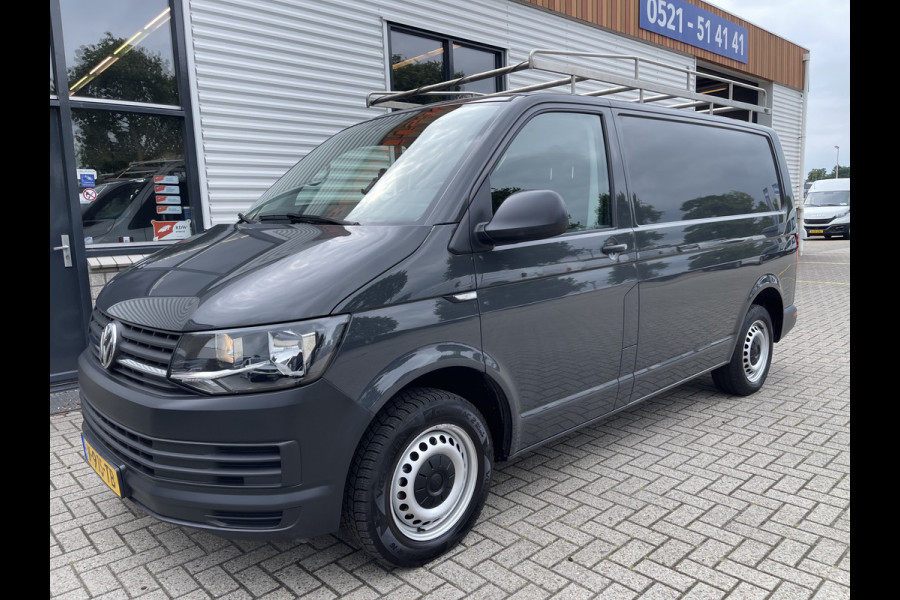 Volkswagen Transporter 2.0 TDI L1H1 Comfortline / vaste prijs rijklaar € 13.950 ex btw / lease vanaf € 235 / airco / cruise / trekhaak 2200 kg / imperial / euro 6 / achterklep