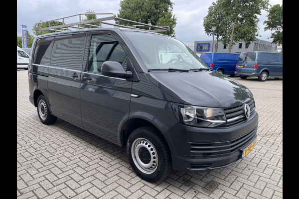 Volkswagen Transporter 2.0 TDI L1H1 Comfortline / vaste prijs rijklaar € 13.950 ex btw / lease vanaf € 235 / airco / cruise / trekhaak 2200 kg / imperial / euro 6 / achterklep