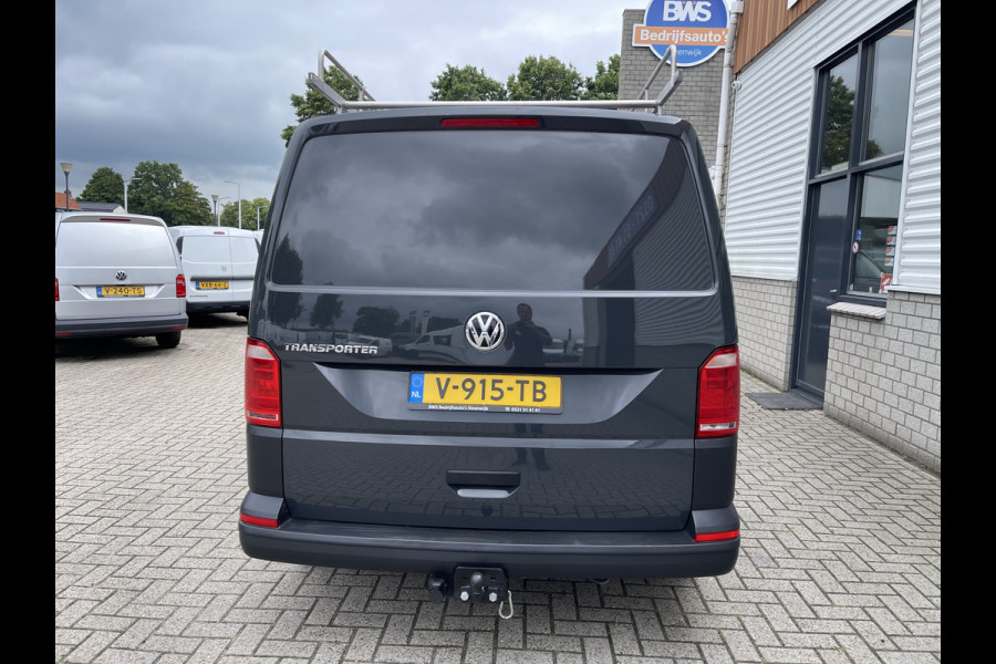 Volkswagen Transporter 2.0 TDI L1H1 Comfortline / vaste prijs rijklaar € 13.950 ex btw / lease vanaf € 235 / airco / cruise / trekhaak 2200 kg / imperial / euro 6 / achterklep