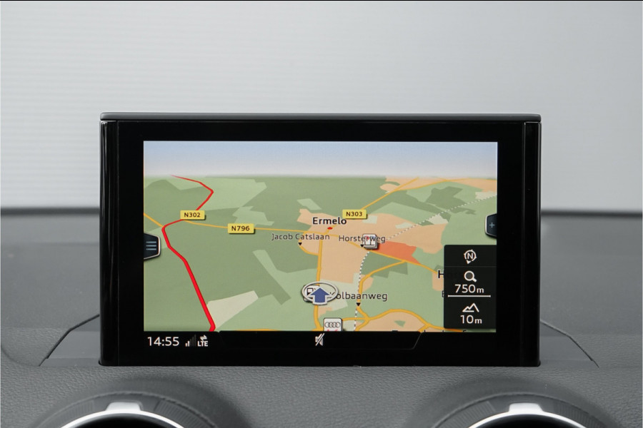Audi Q2 35 TFSI S-Line Leder Navi Camera LED