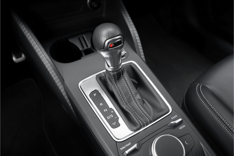 Audi Q2 35 TFSI S-Line Leder Navi Camera LED