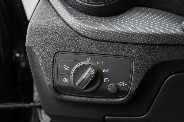 Audi Q2 35 TFSI S-Line Leder Navi Camera LED