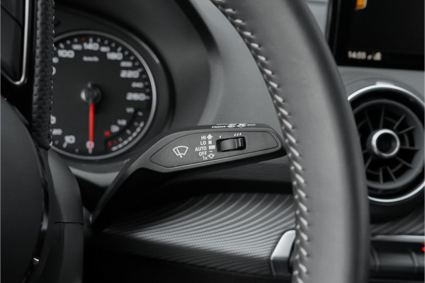 Audi Q2 35 TFSI S-Line Leder Navi Camera LED
