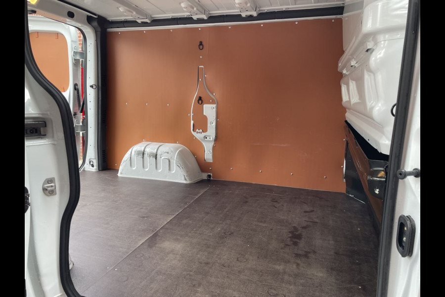 Renault Trafic 1.6 dCi E6 Comfort 3 Zits BPM Vrij! Lease €264 p/m, Airco, Navi, PDC, Cruise controle, Onderhoudshistorie aanwezig
