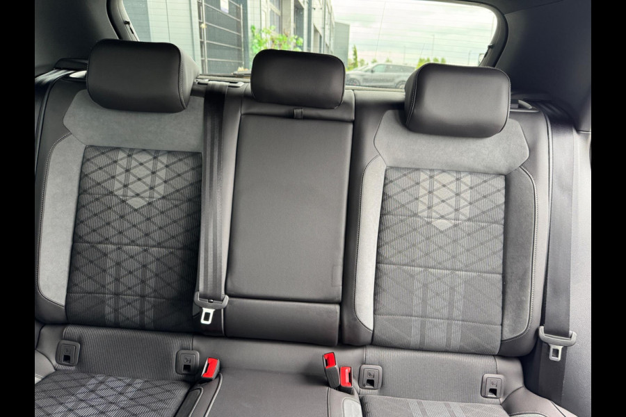Volkswagen T-Roc 1.5 TSI R-Line 150PK DSG BOMVOL