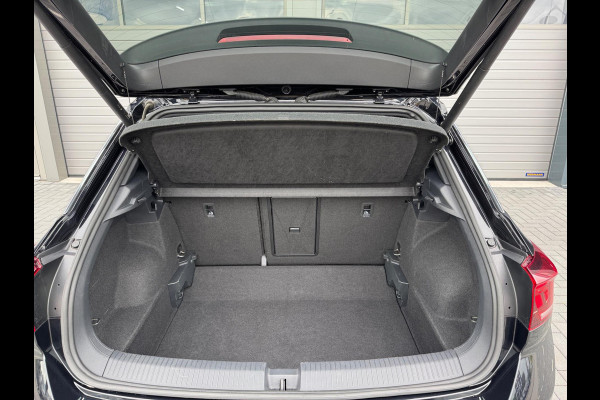 Volkswagen T-Roc 1.5 TSI R-Line 150PK DSG BOMVOL
