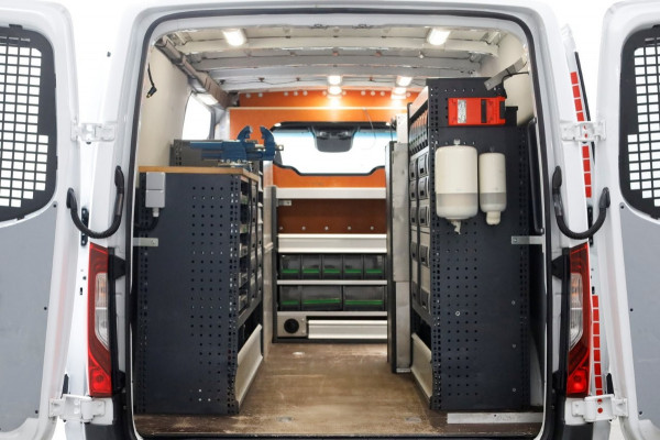 Mercedes-Benz Sprinter 316 CDI 163pk L2H1 7G Automaat Servicewagen LED/2x Schuifdeur/Trekhaak 3500kg 03-2019