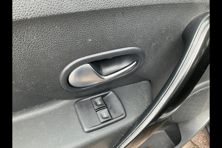 Dacia Logan MCV 0.9 TCe Bi-Fuel Laureate LPG Trekhaak Cruise Nav/Cam NAP!