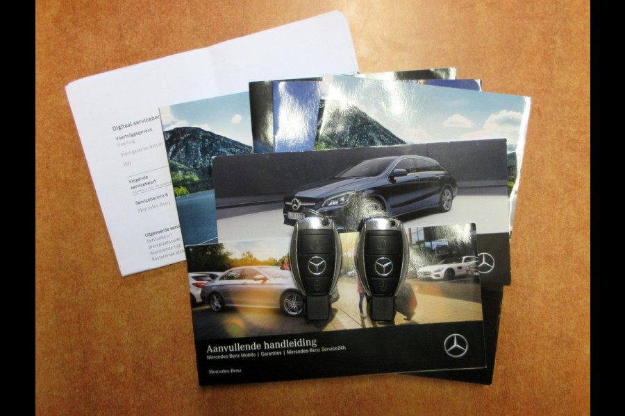 Mercedes-Benz CLA-Klasse Shooting Brake 180 AMG Night Ed. Automaat*Camera*Pano. dak*