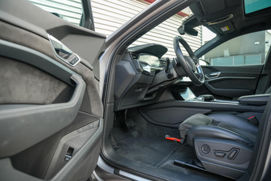 Audi e-tron Sportback 50 quattro Business edition Plus 71 kWh S Line Panoramadak Adapt. Cruise Memory DAB 22''LM