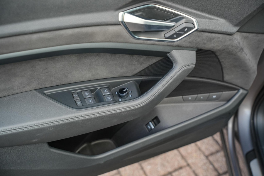 Audi e-tron Sportback 50 quattro Business edition Plus 71 kWh S Line Panoramadak Adapt. Cruise Memory DAB 22''LM