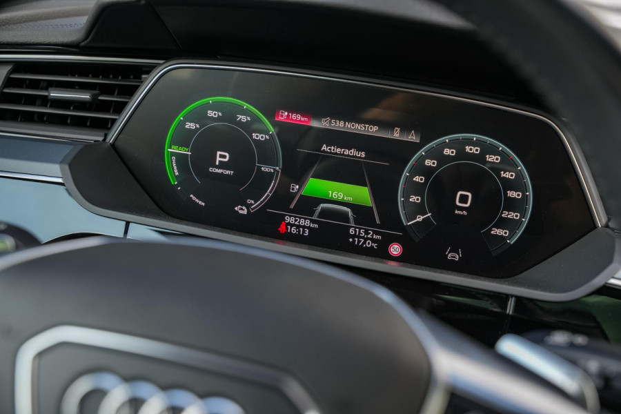 Audi e-tron Sportback 50 quattro Business edition Plus 71 kWh S Line Panoramadak Adapt. Cruise Memory DAB 22''LM