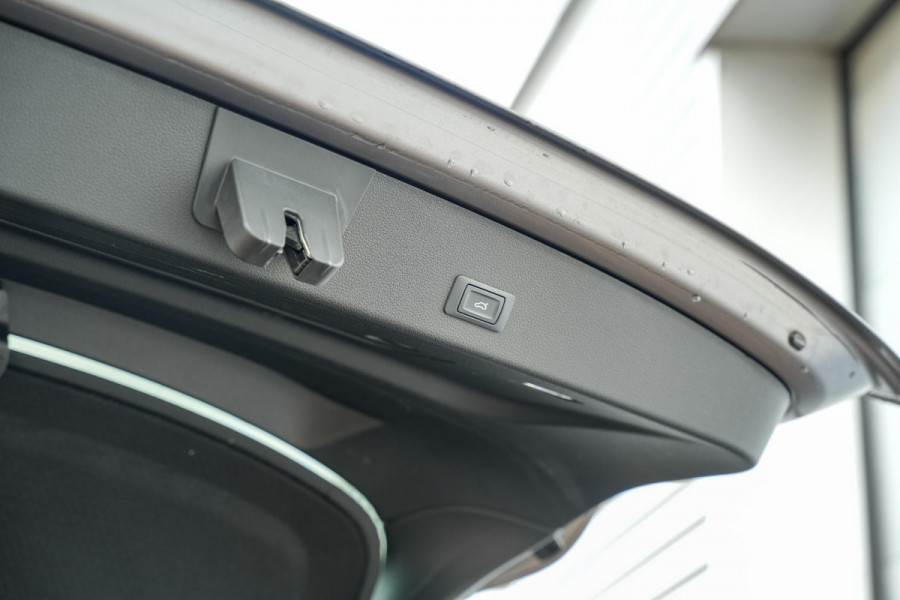 Audi e-tron Sportback 50 quattro Business edition Plus 71 kWh S Line Panoramadak Adapt. Cruise Memory DAB 22''LM