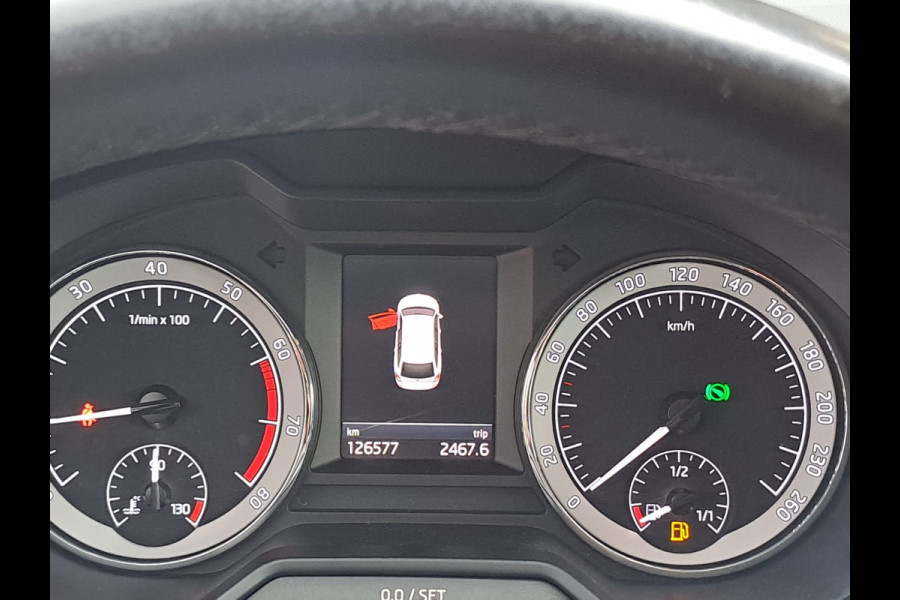 Škoda Octavia Combi 1.0 TSI Greentech Ambition Business | LED | Trekhaak | Navi | PDC | App-connect |