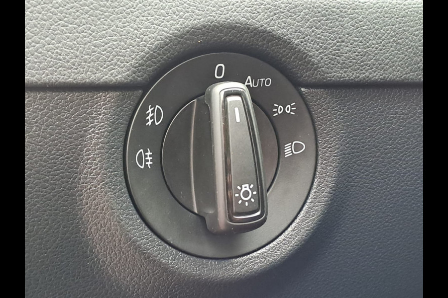 Škoda Octavia Combi 1.0 TSI Greentech Ambition Business | LED | Trekhaak | Navi | PDC | App-connect |