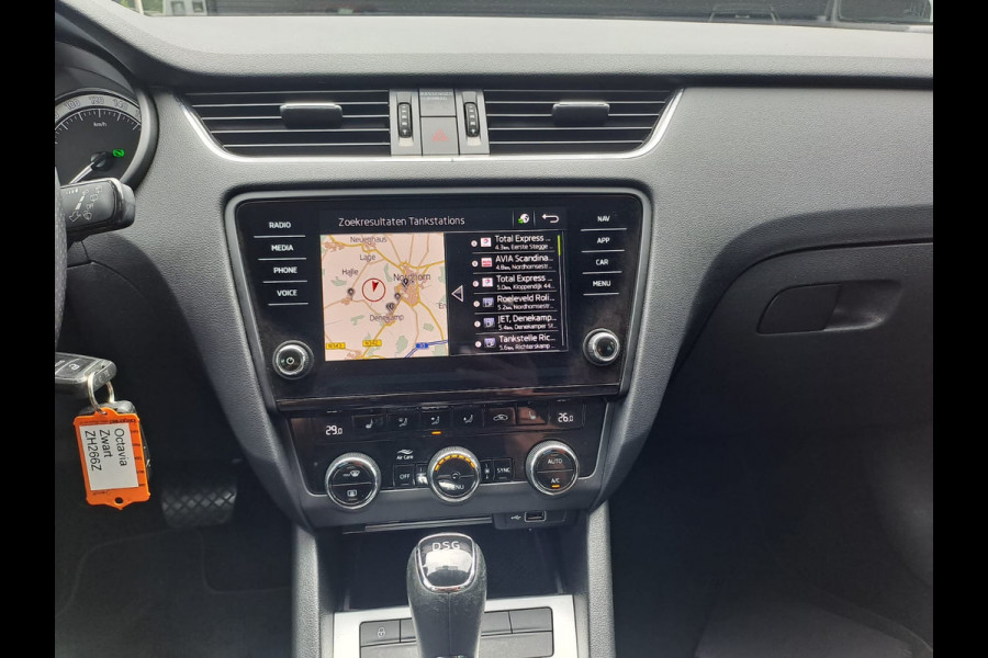Škoda Octavia Combi 1.0 TSI Greentech Ambition Business | LED | Trekhaak | Navi | PDC | App-connect |
