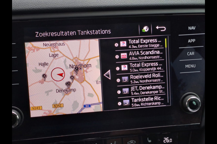 Škoda Octavia Combi 1.0 TSI Greentech Ambition Business | LED | Trekhaak | Navi | PDC | App-connect |