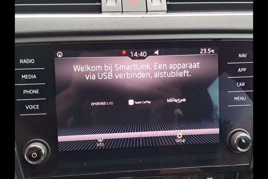 Škoda Octavia Combi 1.0 TSI Greentech Ambition Business | LED | Trekhaak | Navi | PDC | App-connect |