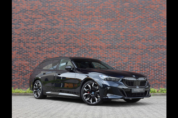 BMW 5 Serie Touring 530e | M Sport Pro - Trekhaak - Pano
