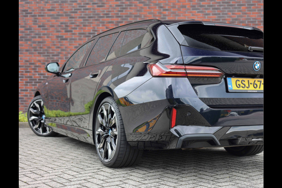 BMW 5 Serie Touring 530e | M Sport Pro - Trekhaak - Pano