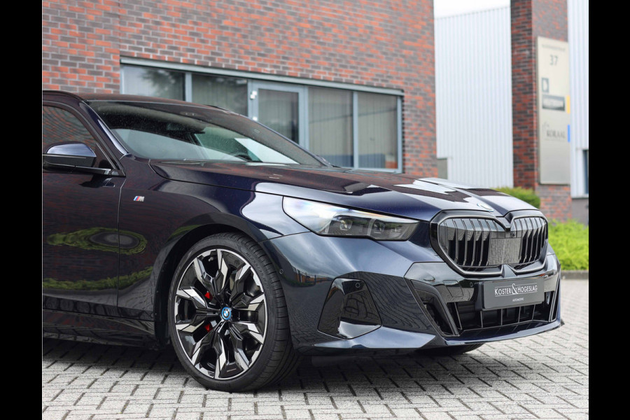 BMW 5 Serie Touring 530e | M Sport Pro - Trekhaak - Pano
