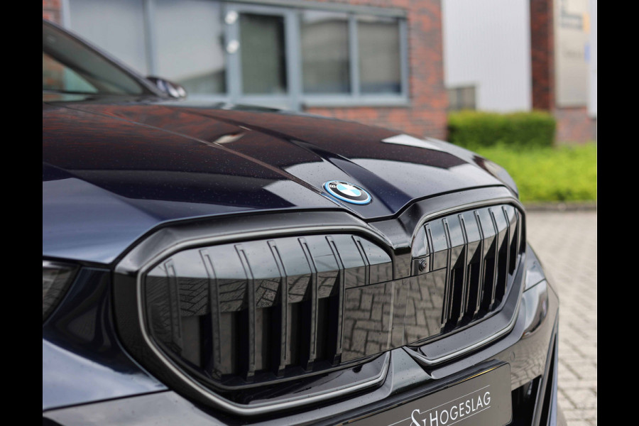 BMW 5 Serie Touring 530e | M Sport Pro - Trekhaak - Pano