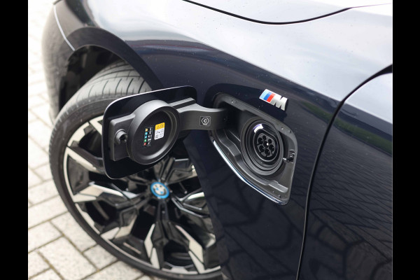 BMW 5 Serie Touring 530e | M Sport Pro - Trekhaak - Pano