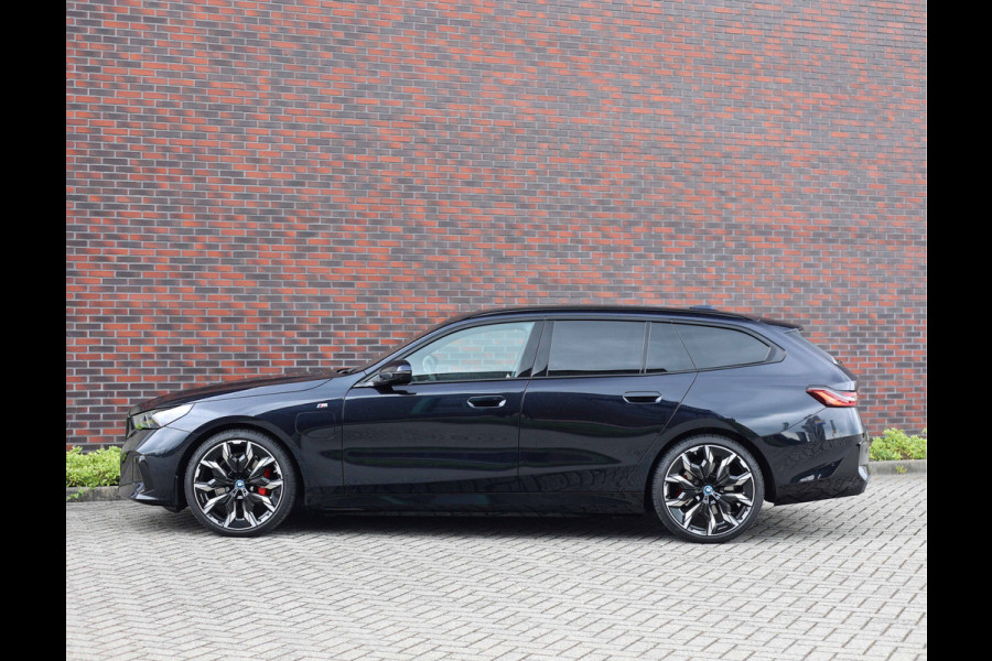 BMW 5 Serie Touring 530e | M Sport Pro - Trekhaak - Pano