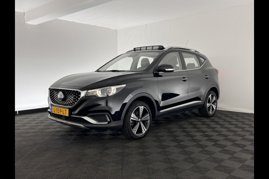 MG ZS EV Luxury 45 kWh (INCL-BTW) *PANO | FULL-LEATHER | CCS-FASTLOADER | KEYLESS | NAVI-FULLMAP | ADAPTIVE-CRUISE | CAMERA | HEATED-SPORTSEATS | CARPLAY | BLINDSPOT | DAB | LANE-ASSIST | 17"ALU*