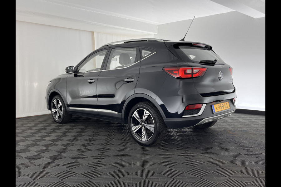 MG ZS EV Luxury 45 kWh (INCL-BTW) *PANO | FULL-LEATHER | CCS-FASTLOADER | KEYLESS | NAVI-FULLMAP | ADAPTIVE-CRUISE | CAMERA | HEATED-SPORTSEATS | CARPLAY | BLINDSPOT | DAB | LANE-ASSIST | 17"ALU*