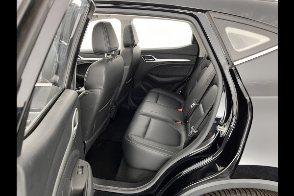 MG ZS EV Luxury 45 kWh (INCL-BTW) *PANO | FULL-LEATHER | CCS-FASTLOADER | KEYLESS | NAVI-FULLMAP | ADAPTIVE-CRUISE | CAMERA | HEATED-SPORTSEATS | CARPLAY | BLINDSPOT | DAB | LANE-ASSIST | 17"ALU*