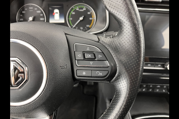 MG ZS EV Luxury 45 kWh (INCL-BTW) *PANO | FULL-LEATHER | CCS-FASTLOADER | KEYLESS | NAVI-FULLMAP | ADAPTIVE-CRUISE | CAMERA | HEATED-SPORTSEATS | CARPLAY | BLINDSPOT | DAB | LANE-ASSIST | 17"ALU*