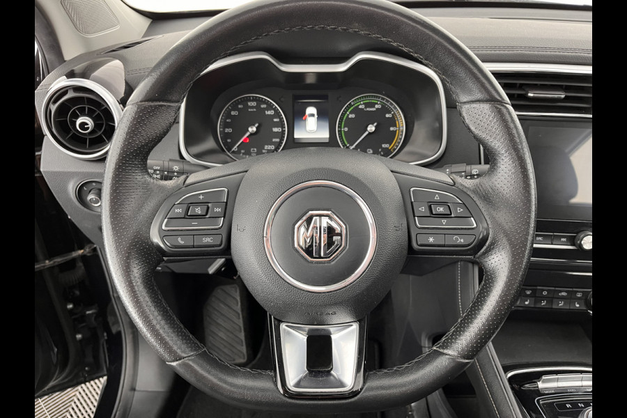 MG ZS EV Luxury 45 kWh (INCL-BTW) *PANO | FULL-LEATHER | CCS-FASTLOADER | KEYLESS | NAVI-FULLMAP | ADAPTIVE-CRUISE | CAMERA | HEATED-SPORTSEATS | CARPLAY | BLINDSPOT | DAB | LANE-ASSIST | 17"ALU*