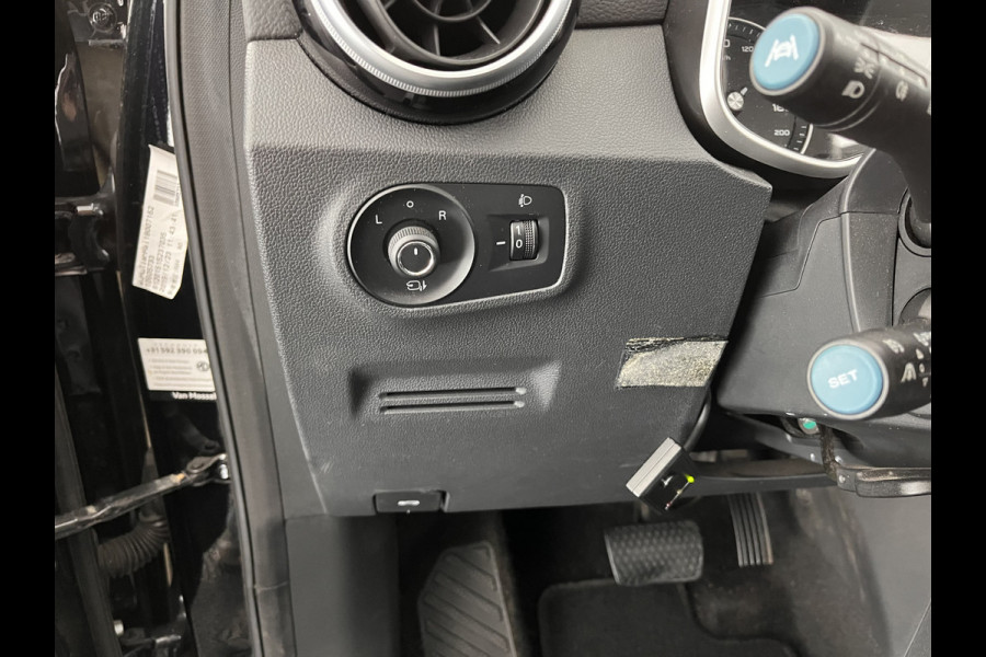 MG ZS EV Luxury 45 kWh (INCL-BTW) *PANO | FULL-LEATHER | CCS-FASTLOADER | KEYLESS | NAVI-FULLMAP | ADAPTIVE-CRUISE | CAMERA | HEATED-SPORTSEATS | CARPLAY | BLINDSPOT | DAB | LANE-ASSIST | 17"ALU*
