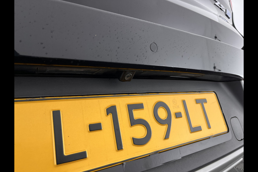MG ZS EV Luxury 45 kWh (INCL-BTW) *PANO | FULL-LEATHER | CCS-FASTLOADER | KEYLESS | NAVI-FULLMAP | ADAPTIVE-CRUISE | CAMERA | HEATED-SPORTSEATS | CARPLAY | BLINDSPOT | DAB | LANE-ASSIST | 17"ALU*