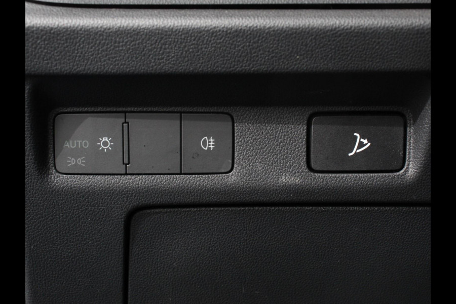 Škoda ENYAQ iV 60 Airco Navi Carplay Adaptive Cruise Control Park Pack + Camera Full LED Stoel/Stuurverwarming