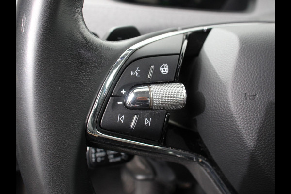 Škoda ENYAQ iV 60 Airco Navi Carplay Adaptive Cruise Control Park Pack + Camera Full LED Stoel/Stuurverwarming