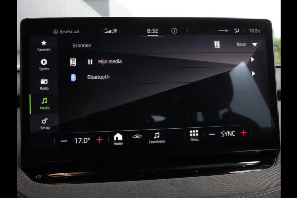 Škoda ENYAQ iV 60 Airco Navi Carplay Adaptive Cruise Control Park Pack + Camera Full LED Stoel/Stuurverwarming