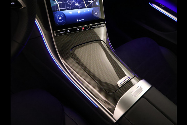 Mercedes-Benz C-Klasse Estate 180 Star Edition AMG Line | Nightpakket | Parkeerpakket met achteruitrijcamera | EASY PACK achterklep | Antidiefstalpakket GUARD 360° Plus | USB-pakket | Memorypakket | Dodehoekassistent |