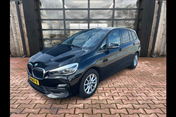 BMW 2 Serie Gran Tourer 218i Corporate Lease High Executive | LED | Trekhaak | Leder | Camera | HUD | Stoelverwarming |  Elek. klep | Navi | All-seasons |