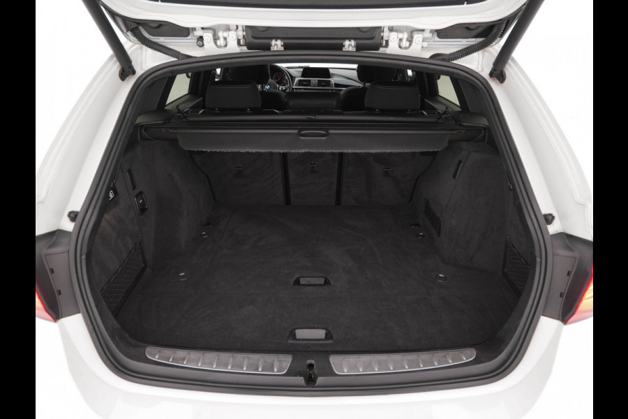 BMW 3 Serie Touring 320d EDE Centennial Executive M-Sport-Pack Aut. *FULL-LED | HARMAN/KARDON-AUDIO | SPORT-SEATS | NAVI-FULLMAP | ECC | KEYLESS | PDC | CRUISE | TOWBAR | 19''ALU*