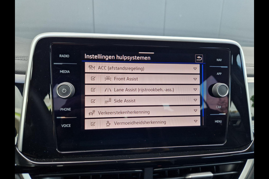 Volkswagen T-Roc 1.5 TSI DSG 3x R-Line /Pano /1e eig. /garantie
